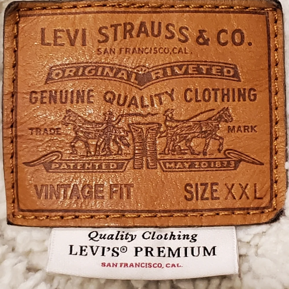 Levi's Vintage Relaxed Fit Sherpa Trucker Jacket Gray Wash Size XXL